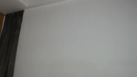 sharickleon11 online show from October 2025 01:06:02 AM