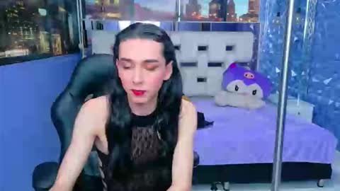 Sharlond online show from April 2026 12:54:01 PM