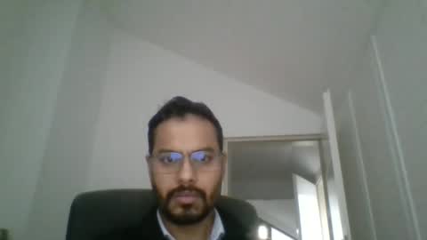 sharmamanxyz online show from November 2025 03:44:02 PM