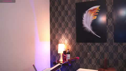 Snapshot of sharomross chatting on November 2025 07:13:02 PM Sharom online show from November 2025 07:13:02 PM