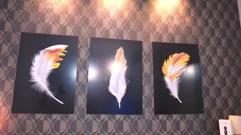 Sharom  online show from March 2026 07:42:02 PM