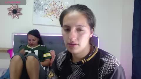 Snapshot of sharon_and_kloe chatting on September 2025 02:28:02 PM sharon_and_kloe online show from September 2025 02:28:02 PM