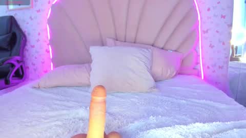 Sharon online show from February 2025 07:08:02 PM