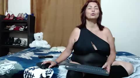 S H A R O N  online show from October 2025 11:55:02 AM