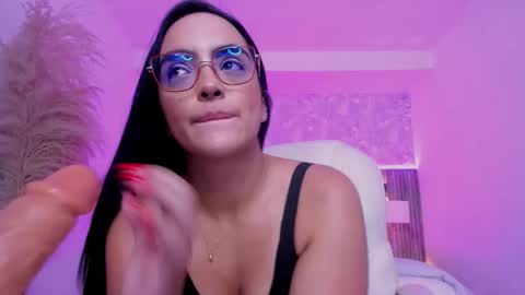 Snapshot of sharon_thompson_ chatting on September 2025 07:24:02 PM Sharon online show from September 2025 07:24:02 PM