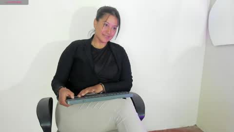 sharoncute16 online show from April 2026 03:56:01 PM