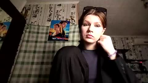 Nika online show from May 2026 04:23:01 PM