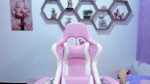 Sharon online show from November 2025 11:07:02 PM