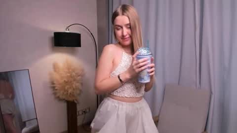 sharronsaephan online show from October 2025 01:28:01 AM