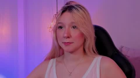 Shantall online show from February 2025 03:45:02 AM