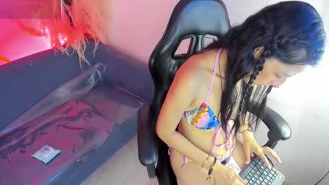 Snapshot of shaunadream_ chatting on March 2026 05:04:01 AM Shauna online show from March 2026 05:04:01 AM