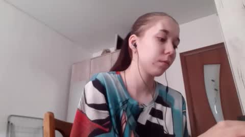 Annette online show from February 2026 07:03:02 AM