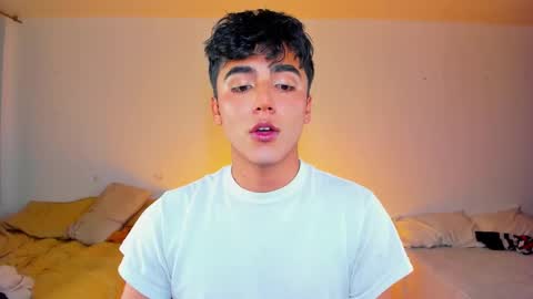 Snapshot of shawn__sanderson chatting on January 2025 11:48:01 PM Shawn online show from January 2025 11:48:01 PM