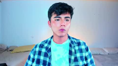 Snapshot of shawn__sanderson chatting on January 2025 10:59:01 PM Shawn online show from January 2025 10:59:01 PM