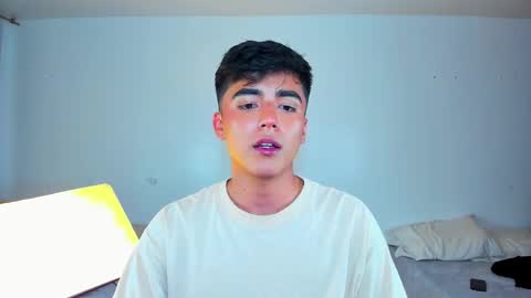 Snapshot of shawn__sanderson chatting on January 2025 10:51:02 PM Shawn online show from January 2025 10:51:02 PM