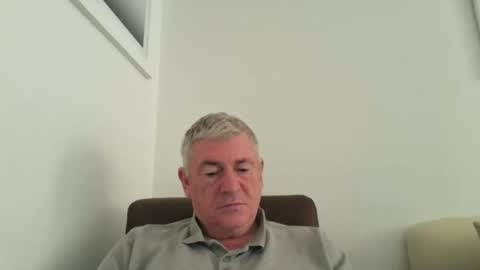 Snapshot of she52 chatting on November 2025 09:09:01 AM she52 online show from November 2025 09:09:01 AM