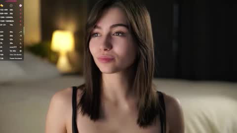 Tessa online show from November 2025 04:00:01 AM