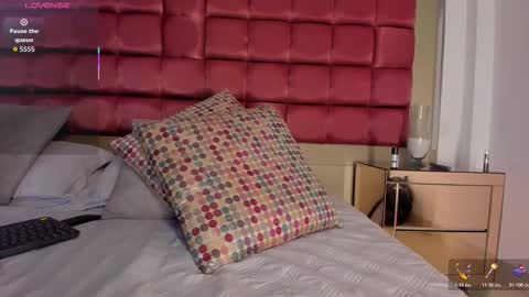 Shego  online show from November 2025 01:19:02 AM