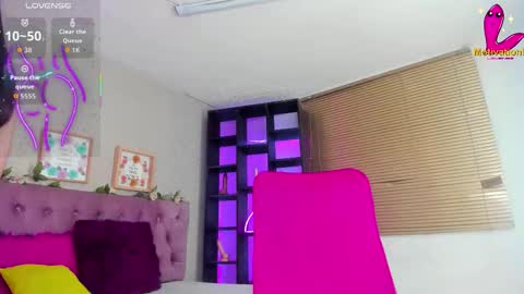 Snapshot of shelby_carson chatting on November 2025 01:14:02 PM Shelby cute online show from November 2025 01:14:02 PM