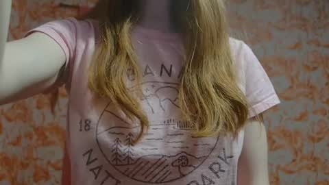 Erika online show from February 2025 04:04:01 AM