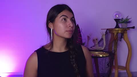 Snapshot of shelleymorell chatting on October 2025 02:35:01 PM Transmission schedule Monday - Friday 715 am to 200 pm time Colombia online show from October 2025 02:35:01 PM