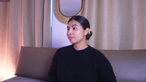 Snapshot of shelleymorell chatting on November 2025 12:42:02 PM Transmission schedule Monday - Friday 715 am to 200 pm time Colombia online show from November 2025 12:42:02 PM