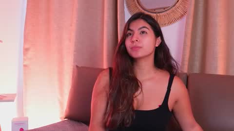 Snapshot of shelleymorell chatting on November 2025 12:49:02 PM Transmission schedule Monday - Friday 715 am to 200 pm time Colombia online show from November 2025 12:49:02 PM