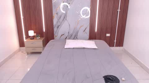 shena_nomy1 online show from December 2025 08:25:01 PM