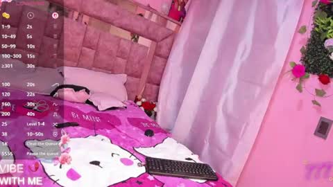 Snapshot of shenielxxx chatting on June 2026 03:19:02 AM shenielxxx online show from June 2026 03:19:02 AM