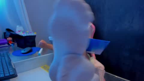 .. Sherilk .. online show from February 2025 04:05:01 PM