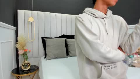 Sheryl online show from February 2025 04:25:01 PM