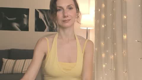 Snapshot of shesleepsnaked chatting on January 2026 04:11:02 PM shesleepsnaked online show from January 2026 04:11:02 PM