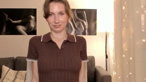 Snapshot of shesleepsnaked chatting on January 2026 07:11:01 PM shesleepsnaked online show from January 2026 07:11:01 PM