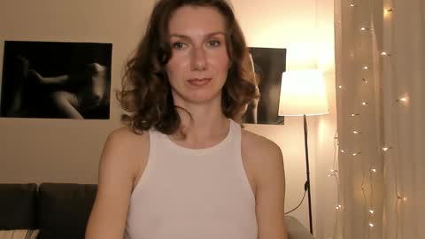 Snapshot of shesleepsnaked chatting on February 2026 06:37:02 PM shesleepsnaked online show from February 2026 06:37:02 PM