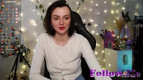 Snapshot of sheslike_firstlove chatting on October 2025 07:08:01 AM Vanessa online show from October 2025 07:08:01 AM
