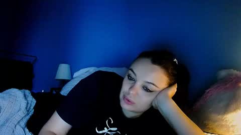 Vikki online show from October 2025 11:00:01 AM