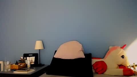 Vikki online show from February 2026 04:03:02 PM