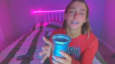 Snapshot of shhitskay chatting on January 2025 08:56:01 AM shhitskay online show from January 2025 08:56:01 AM