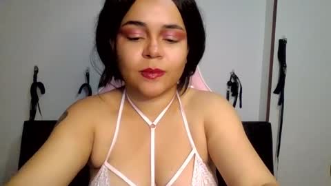 Snapshot of shineex chatting on February 2025 02:04:01 AM Shinee online show from February 2025 02:04:01 AM