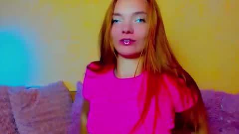 Alexis online show from October 2025 09:01:01 PM