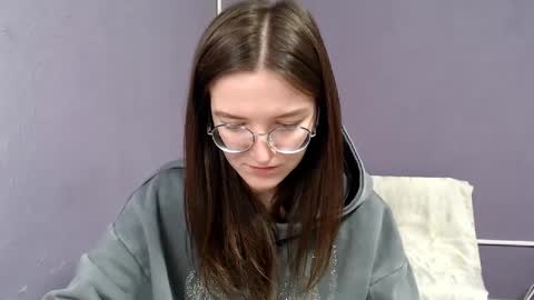 Snapshot of shining_pearl chatting on February 2025 10:18:01 AM Jesica online show from February 2025 10:18:01 AM