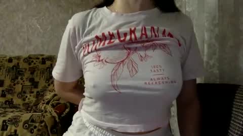 Snapshot of shining_pearl chatting on March 2025 06:39:02 PM Jesica online show from March 2025 06:39:02 PM