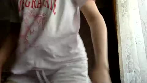 Snapshot of shining_pearl chatting on March 2025 12:28:01 PM Jesica online show from March 2025 12:28:01 PM