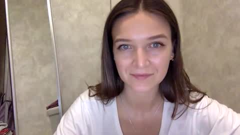 Snapshot of shining_pearl chatting on September 2025 08:31:02 PM Jesica online show from September 2025 08:31:02 PM