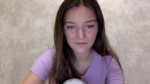 Snapshot of shining_pearl chatting on September 2025 08:14:01 PM Jesica online show from September 2025 08:14:01 PM