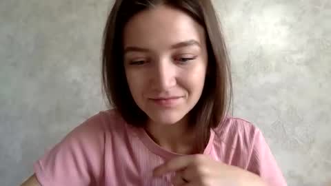 Snapshot of shining_pearl chatting on October 2025 09:54:01 AM Jesica online show from October 2025 09:54:01 AM