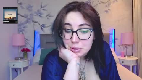Snapshot of shiraazsh chatting on April 2026 12:44:02 PM shiraazsh online show from April 2026 12:44:02 PM