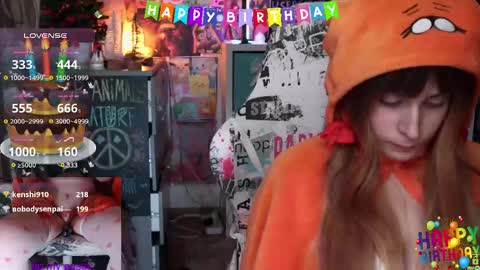 Im Lilu Rosenblum  Guys I have   ----Ill be glad to see you there online show from February 2025 02:57:02 PM