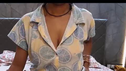 Snapshot of shiri_hot chatting on November 2025 02:55:01 AM Siri online show from November 2025 02:55:01 AM