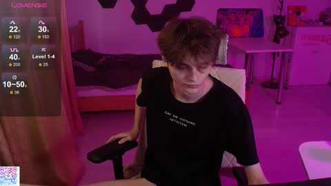 shiromy_ online show from May 2026 04:36:02 PM